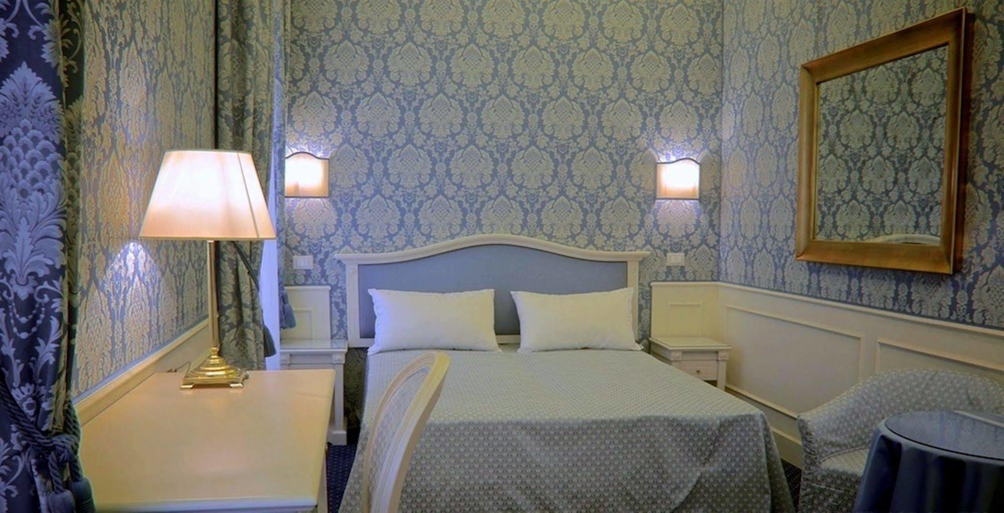 Corte Barozzi Apartahotel 2*