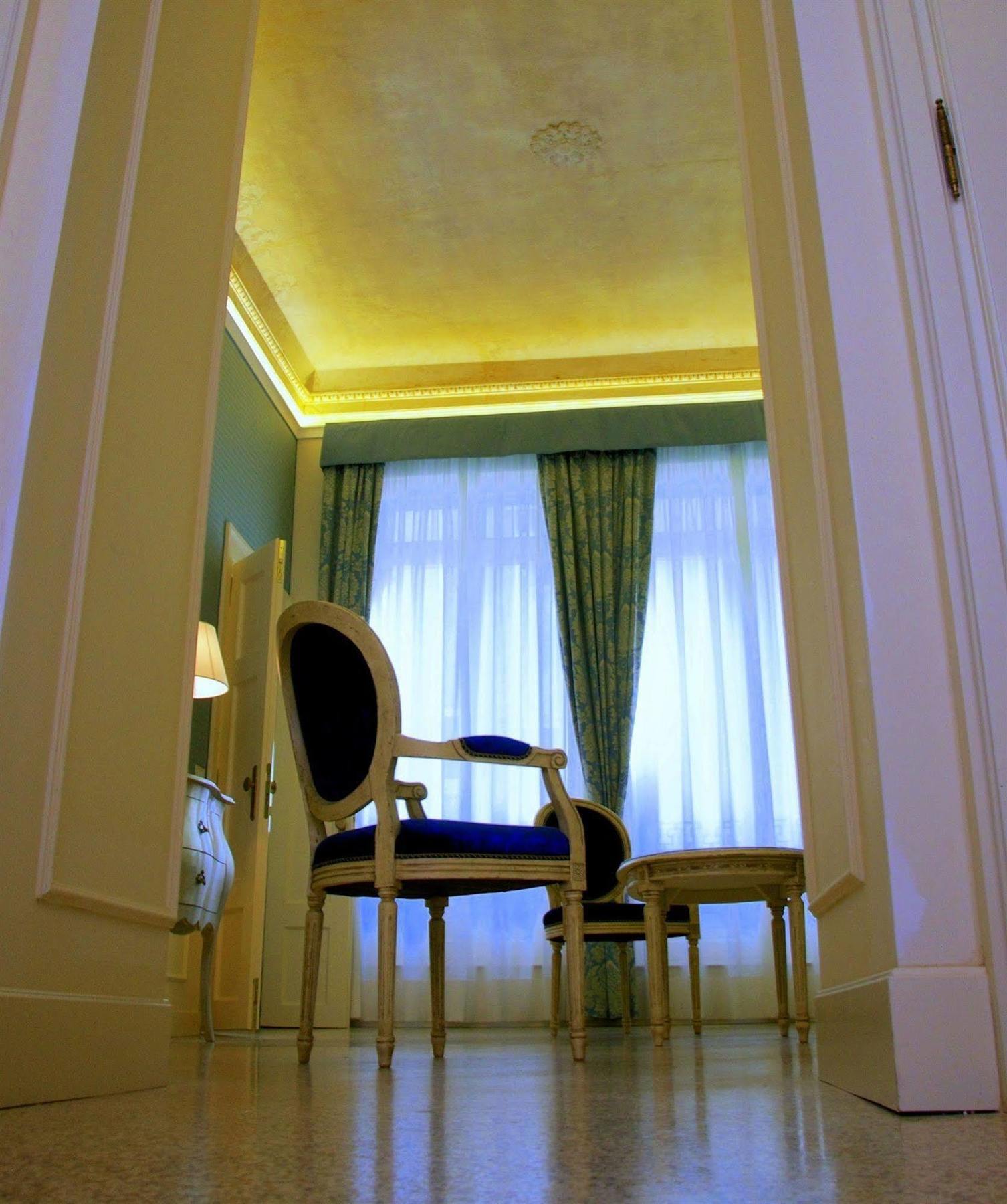 Corte Barozzi Apartahotel 2*